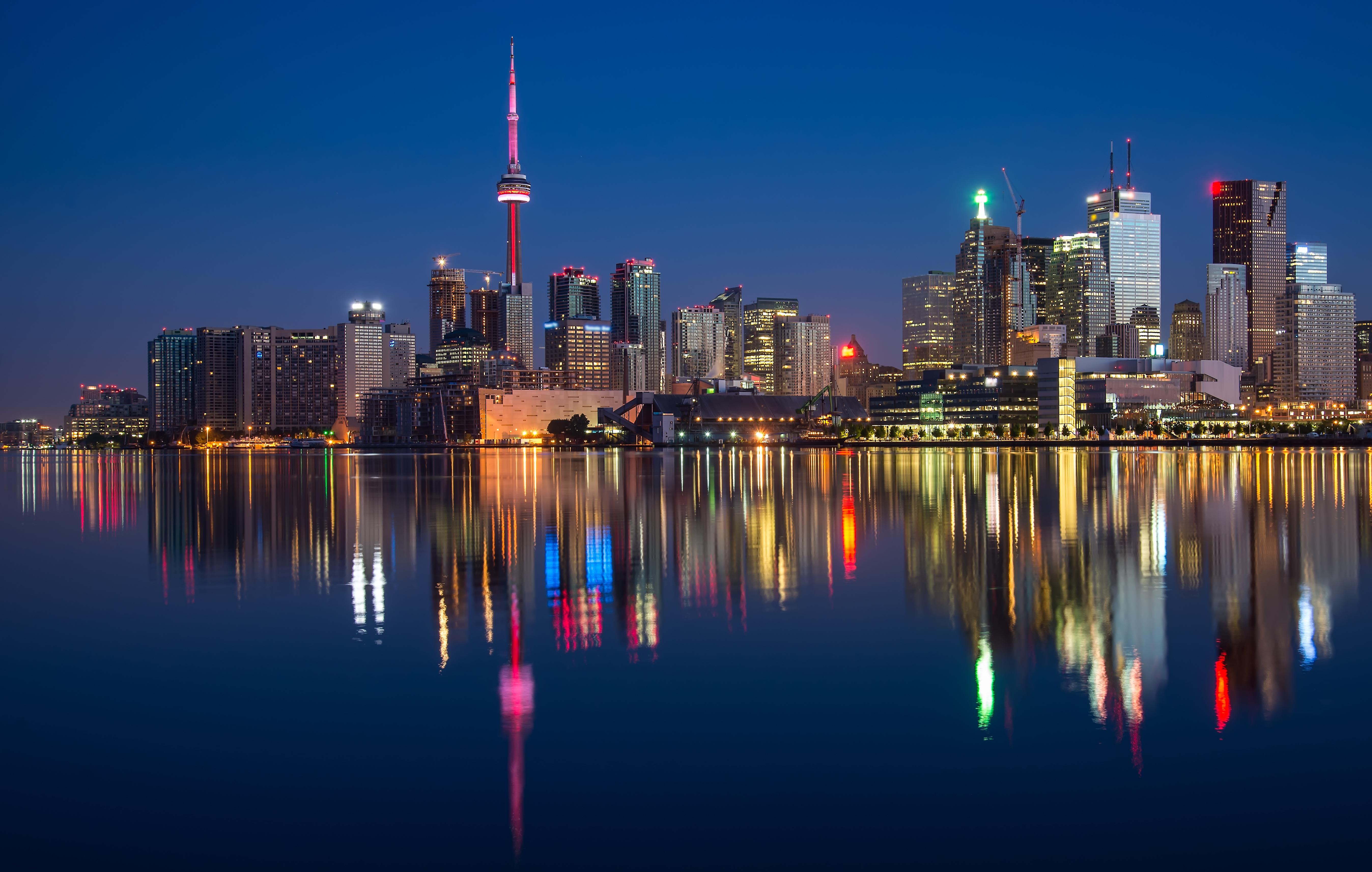 Bilde Foto glezna uz audekla - Skaists skats uz Toronto naktī 3