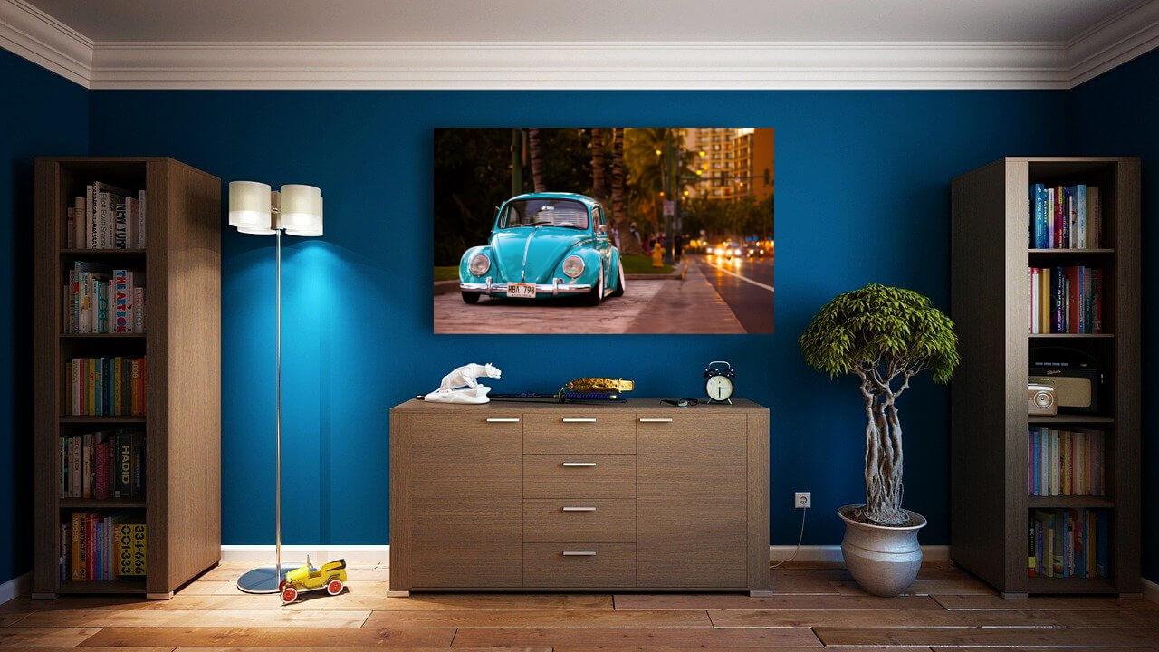 Zilā Volkswagen Beetle